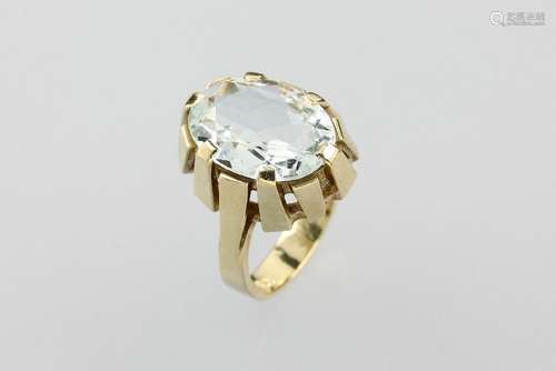 14 kt gold ring with aquamarine