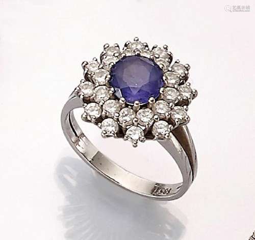 14 kt gold ring with tanzanite and brilliants