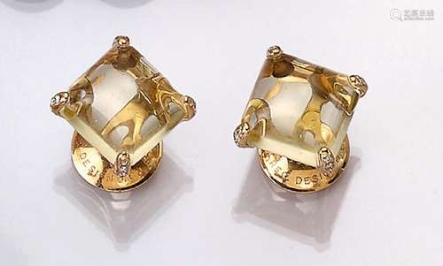 Pair of 18 kt gold earrings with citrines and