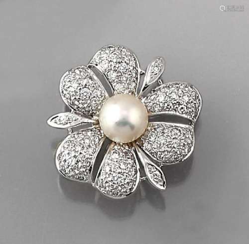 14 kt gold blossombrooch with brilliants and pearl
