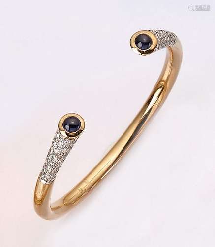 18 kt gold bangle with sapphires and brilliants