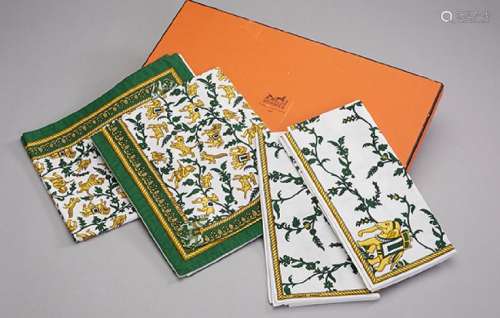 HERMES tableset comprised of: 2 placesets and 2 napkins