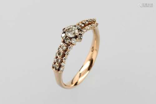 18 kt gold ring with brilliants