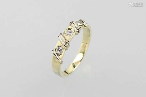 14 kt gold ring with brilliants