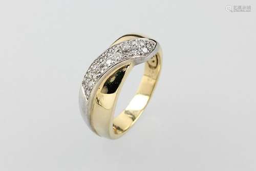 14 kt gold ring with brilliants