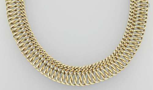 14 kt gold necklace