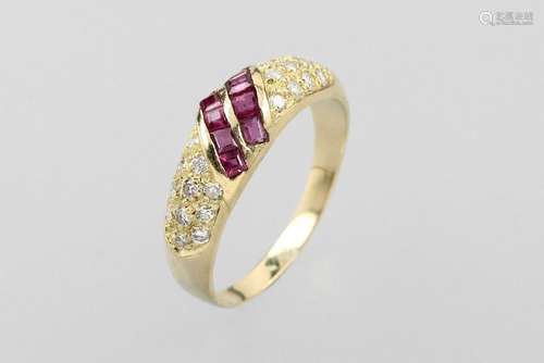 14 kt gold ring with rubies and brilliants