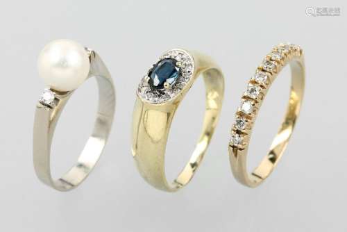 Lot 3 14 kt gold rings with coloured stone, brilliants