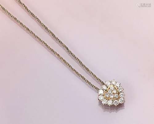 14 kt gold heart-necklace with brilliants