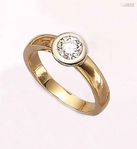 18 kt gold solitaire ring with brilliant