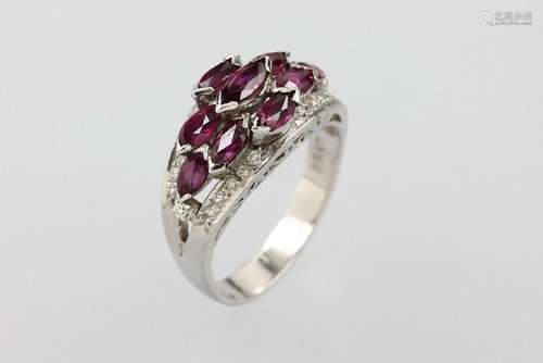 14 kt gold ring with rubies and diamonds