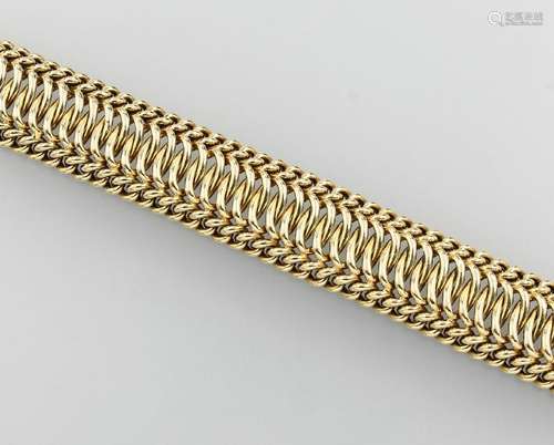 14 kt gold bracelet