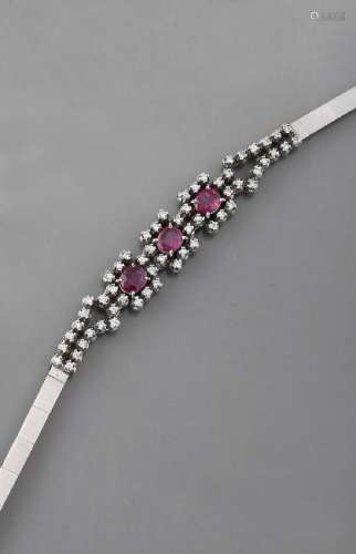 14 kt gold bracelet with rubies and brilliants