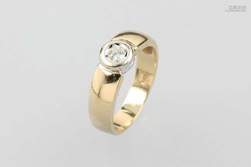 14 kt gold ring with brilliant