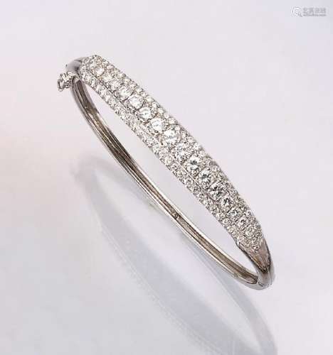 18 kt gold bangle with brilliants