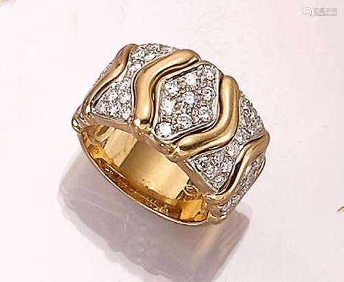 WEMPE 18 kt gold ring with brilliants