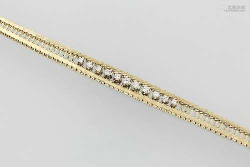 14 kt gold bracelet with brilliants