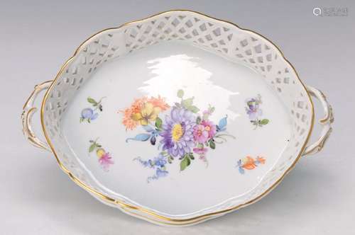 serving bowl, Nymphenburg, 20th c., edge in fretwork,