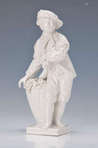 figurine, KPM Berlin, 1914-18, winemaker with pannier