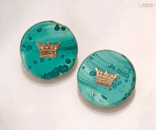 2 buttons with malachite from a royal house