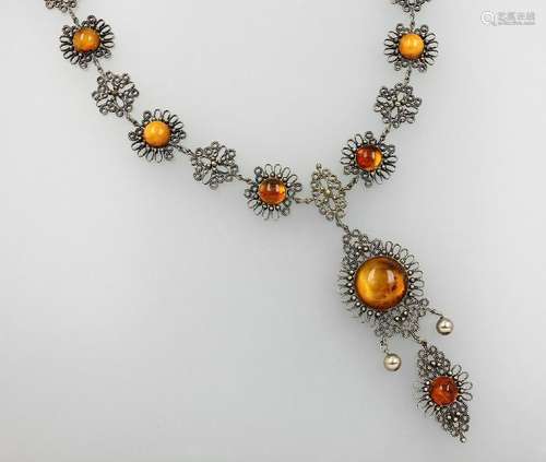 Necklace with amber, approx. 1975/80s