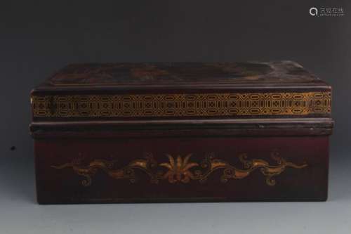 A GILT CHINESE LACQUER BOOKCASE