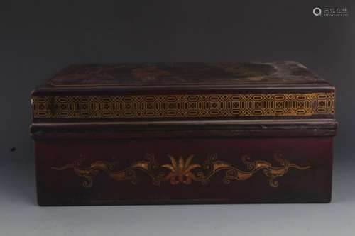 A GILT CHINESE LACQUER BOOKCASE