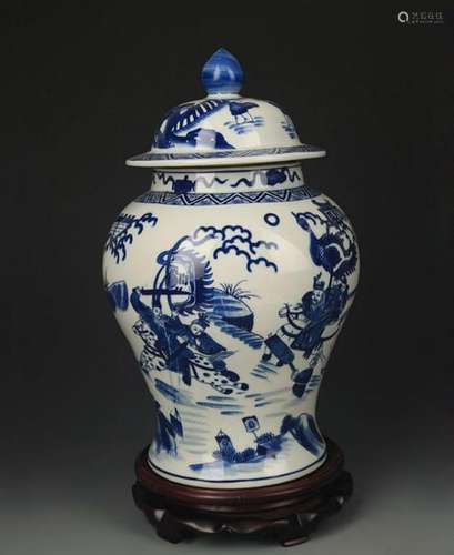 BLUE AND WHITE STORY PATTERN GENERAL STYLE VASE