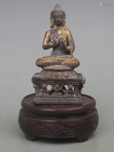 A FINE GILT BRONZE BAO MOONLIGHT BUDDHA