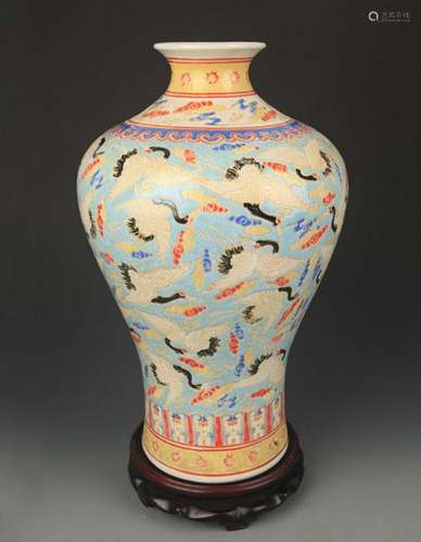 TURQUOISE GLAZED FAMILLE ROSE CRANE PATTERN VASE