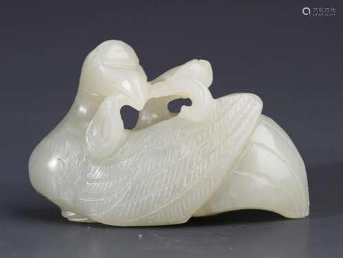 A FINE GOOSE FIGURE HE TIAN JADE