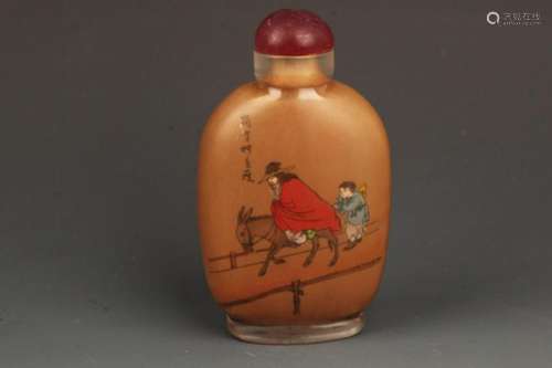 A CHARACTER PAINTED CRYSTAL SNUFF BOTTLE