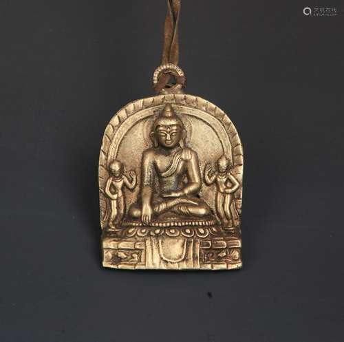 BRONZE AKSHOBHYA BUDDHA PENDANT