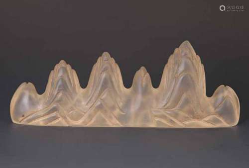 A FINE CRYSTAL MOUNTAIN STYLE PEN STAND