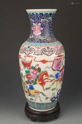 FAMILLE ROSE CHARACTER PAINTED PORCELAIN GUAN YIN STYLE