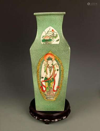 A FAIENCE COLOR LOTUS PATTERN DECORATIONAL VASE