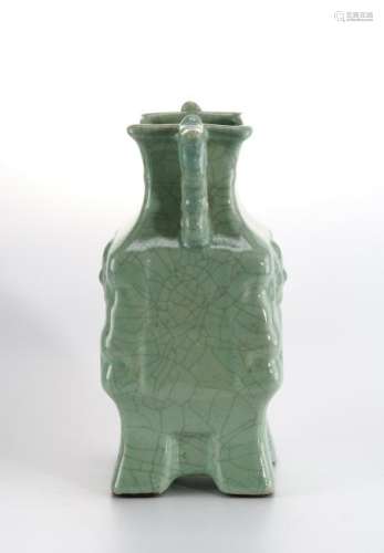 Chinese Ge-Type Vase