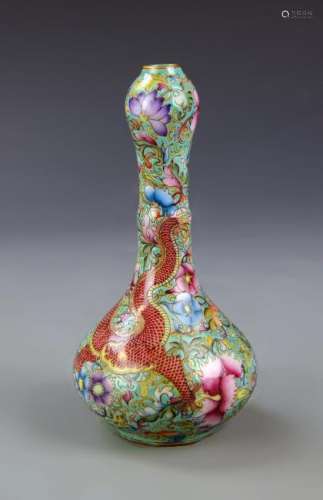 Chinese Famille Rose Garlic-Mouth Bottle Vase