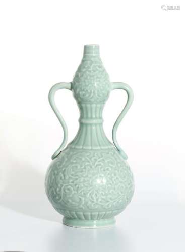 Fine Chinese Celadon Glazed Double-Gourd Vase