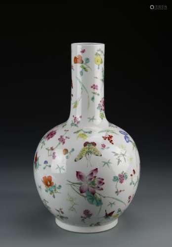 Chinese Famille Rose 'Butterfly' Bottle Vase
