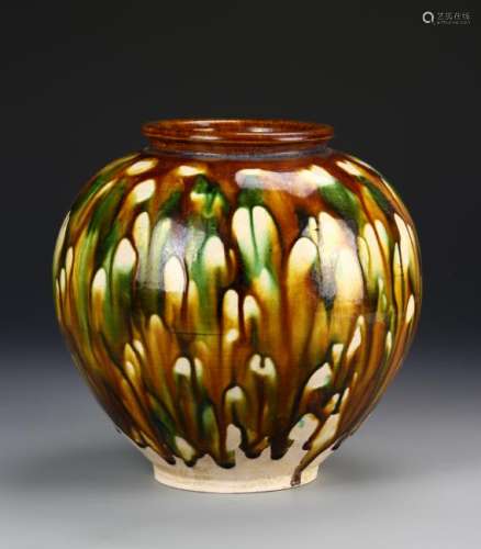 Chinese Sancai-Glazed Jar