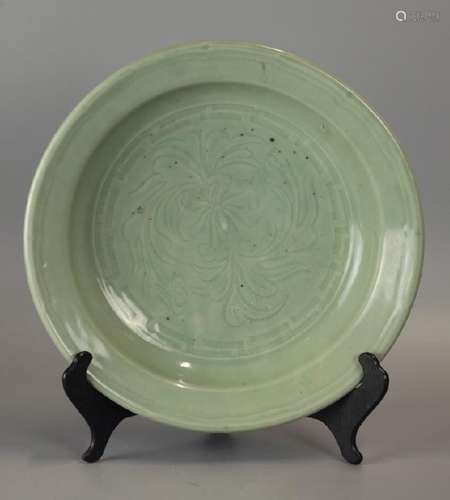 Chinese longquan porcelain charger