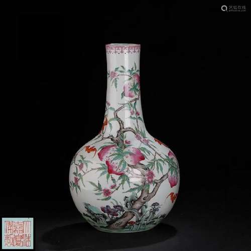 A FINE FAMILLE-ROSE VASE