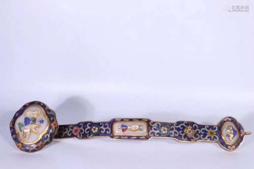 A CLOISONNE CASTED FLORAL PATTERN RUYI ORNAMENT