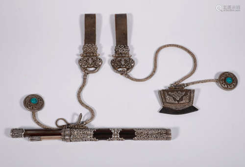 清代 “牧主”自用蒙古刀、火鐮、筷子一套