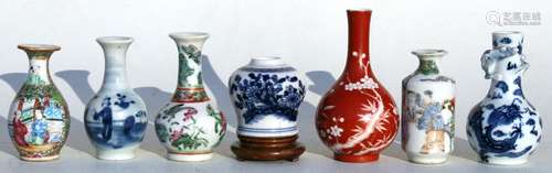 A group of Chinese blue & white and Canton Export miniature vases, the largest 11cms (4.25ins)