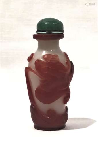 Red Ragon Glass Snuff Bottle