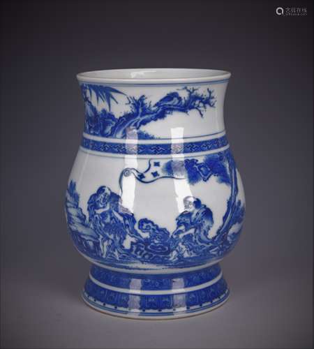 Blue and White Porcelain Vase with Mark