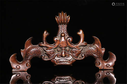 AN OLD TIBETAN BRONZE BRUSH HOLDER