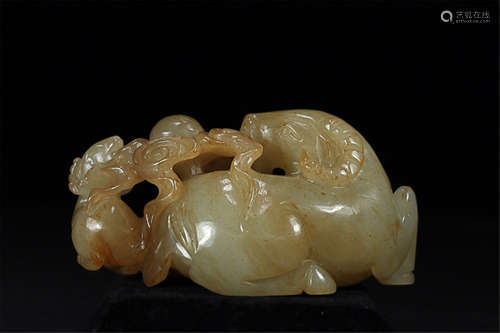 A HETIAN JADE CARVED